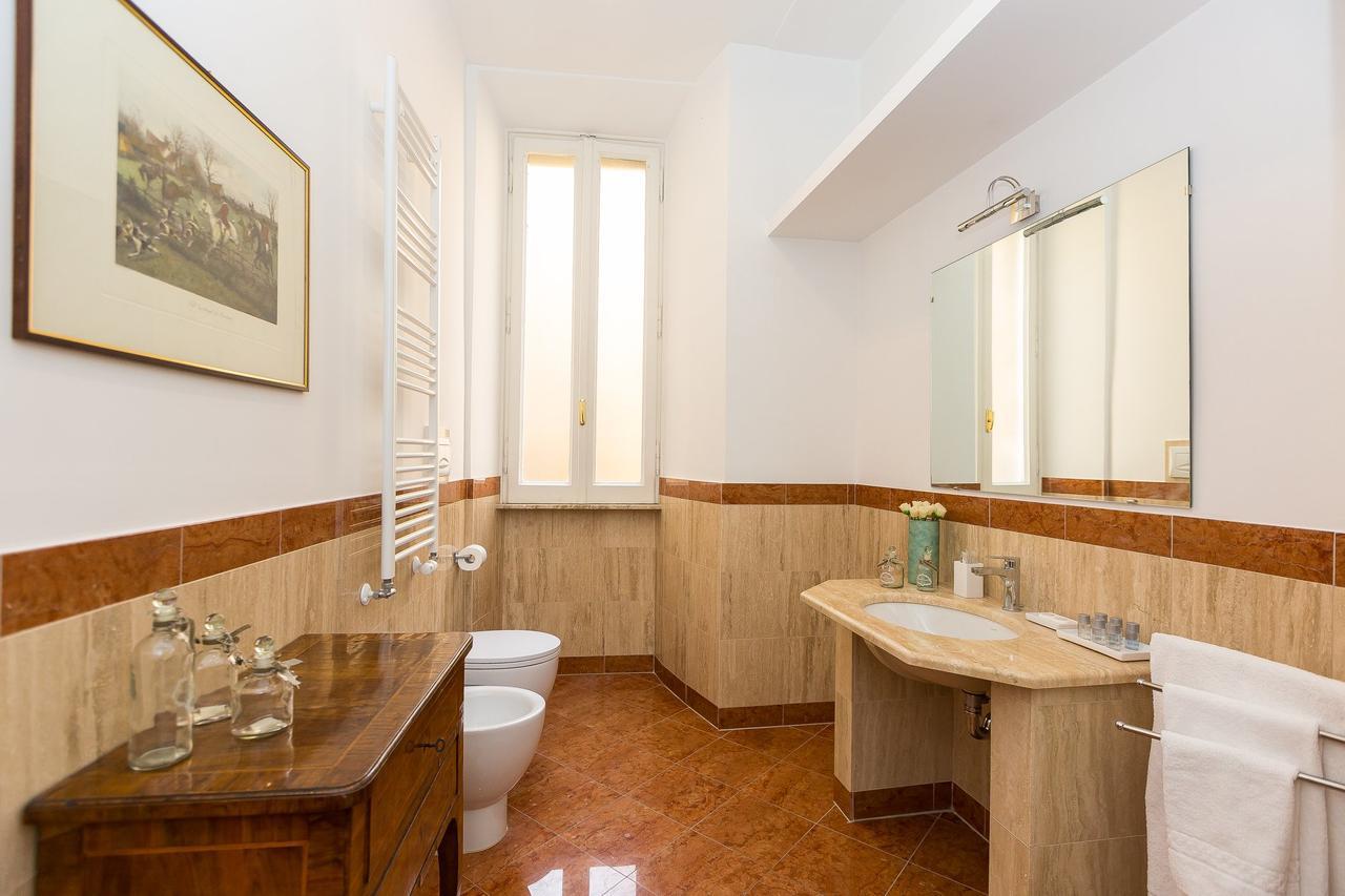Prestigious Apartment Via Barberini Rome Luaran gambar