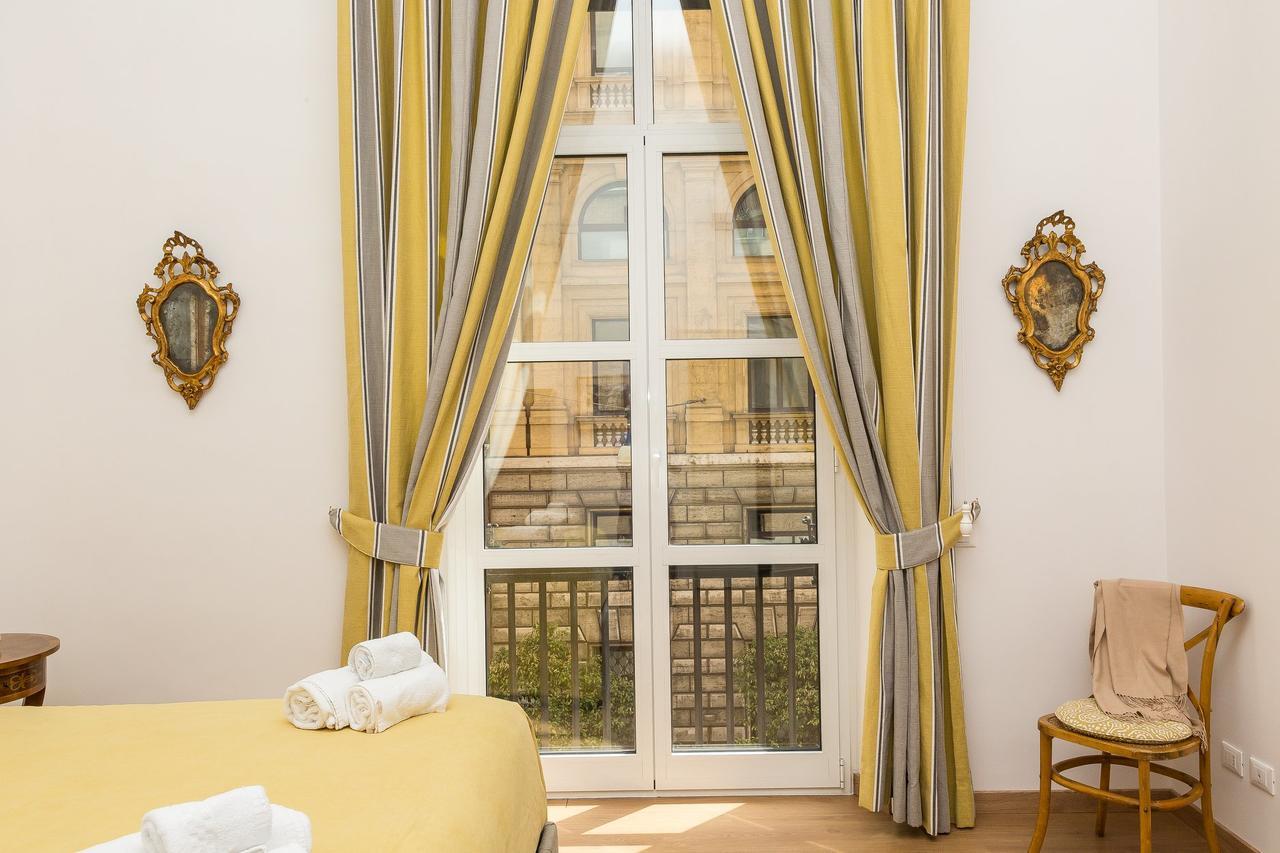 Prestigious Apartment Via Barberini Rome Luaran gambar